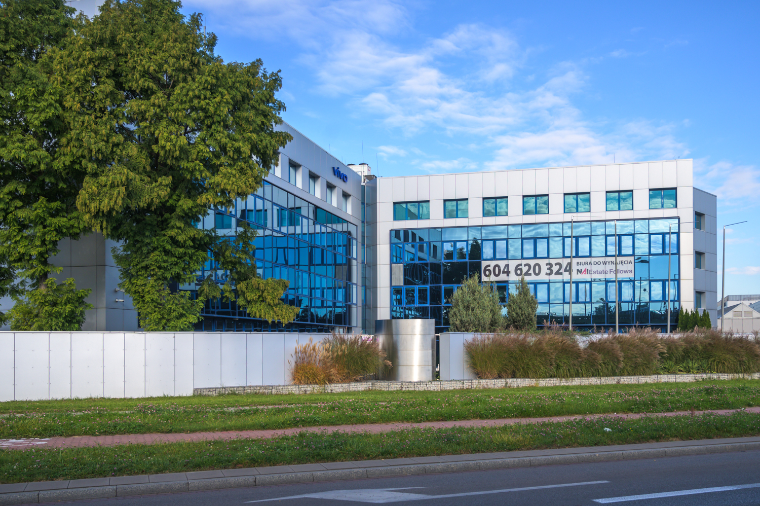 Zdjęcie architektury budynku Siedziba firmy BASF (ocecnie siedziba firmy Hasco-Lek)